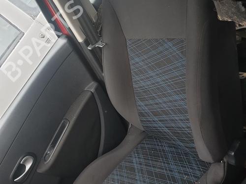 Right front seat RENAULT CLIO III (BR0/1, CR0/1) 1.5 dCi (BR17, CR17) | BP32262412C16 