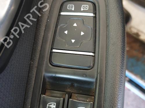 Used Left front window switch Left front window switch RENAULT CLIO IV (BH_) 1.5 dCi 90 (90 hp) 33113738 33113738