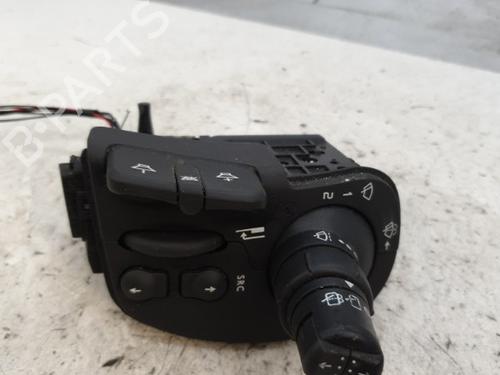 Used Steering column stalk RENAULT SCÉNIC II (JM0/1_) 1.5 dCi (JM1E, JM16) (106 hp) 22864436