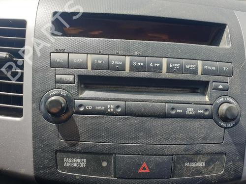 Used Radio Radio 38596827 38596827