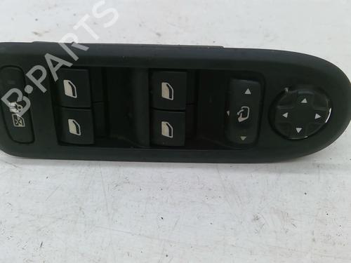 Used Left front window switch Left front window switch CITROËN C5 III (RD_) 2.0 HDi 140 (RDRHF8, RDRHFA, RDRHA8, RDRHAJ) (140 hp) 22882039 22882039