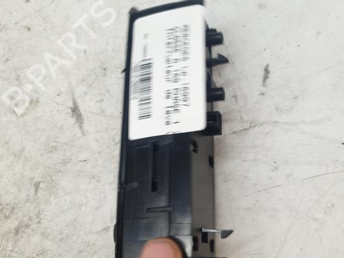 Used Left front window switch Left front window switch 37036557 37036557
