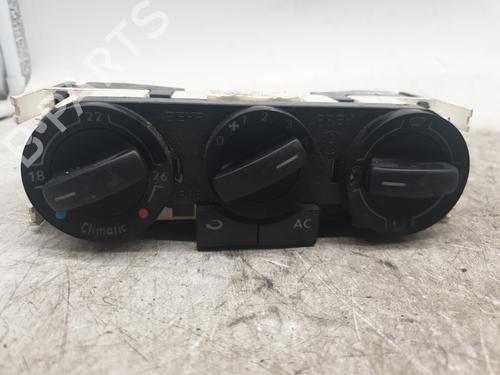 Used Climate control VW POLO (9N_, 9A_) 1.4 TDI (70 hp) 28125858