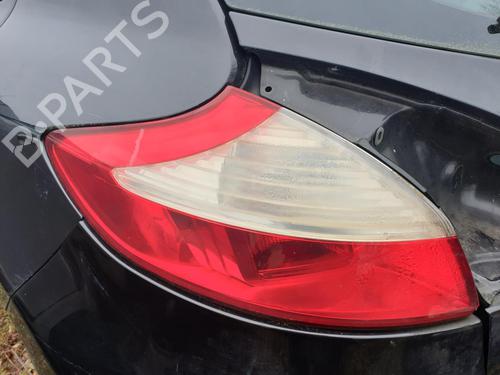 left-taillight-renault-megane-iii-hatchback-bz01_-b3_-2008-32373026 main image