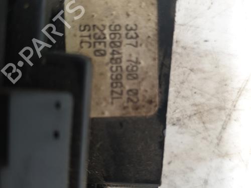 Used Steering column stalk Steering column stalk 22883177 22883177