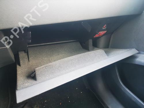 Used Glove box Glove box 24421410 24421410