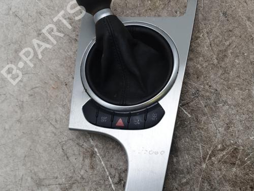 Used Shift knob Shift knob AUDI TT (8J3) 2.0 TFSI (200 hp) 29926565 29926565