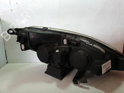 Left headlight PEUGEOT 607 (9D, 9U) 3.0 V6 24V | BP22881846C28 