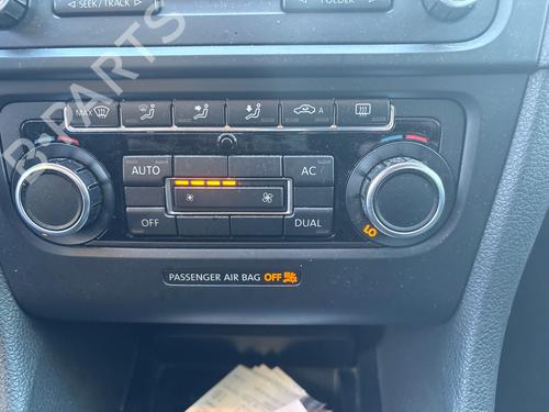 Climate control VW GOLF VI (5K1) 1.6 TDI | BP39424277I5 - Image 2