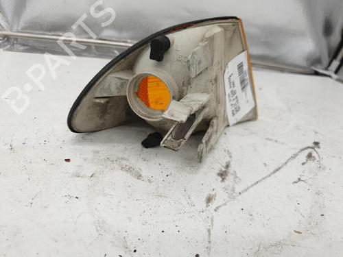 Used Left front indicator BMW 3 (E46) 320 d (129 hp) 22881670
