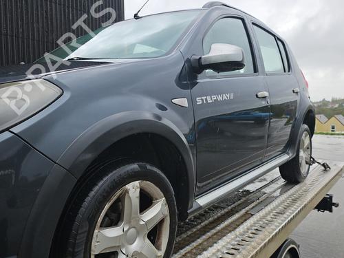 Left front fog light DACIA SANDERO 1.5 dCi | BP26154596C30  - Image 6