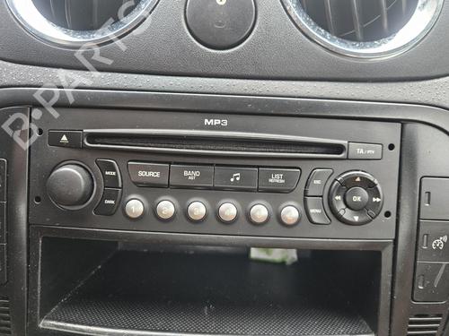 Used Radio Radio CITROËN C2 (JM_) 1.1 (60 hp) 30788774 30788774