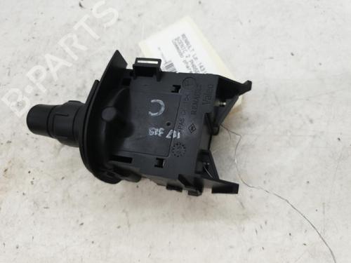 Switch RENAULT SCÉNIC II (JM0/1_) 1.5 dCi (JM1E, JM16) | BP22867753I30 