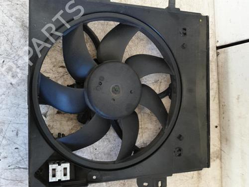 Used Radiator fan Radiator fan PEUGEOT 208 I (CA_, CC_) 1.0 VTi (68 hp) 24421876 24421876