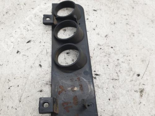 Used Middle console Middle console PEUGEOT 205 II (20A/C) 1.7 Diesel (60 hp) 22866231 22866231