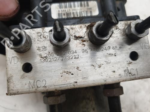 ABS pump RENAULT TWINGO II (CN0_) 1.2 16V (CN04, CN0B) | BP37165353M43 - Image 3