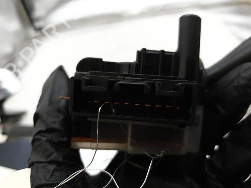 Used Steering column stalk Steering column stalk 22885200 22885200