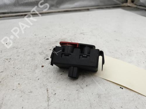 Used Warning switch Warning switch RENAULT MEGANE III Hatchback (BZ0/1_, B3_) 1.5 dCi (106 hp) 24421921 24421921