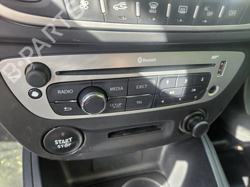 Radio RENAULT MEGANE III Grandtour (KZ0/1) 1.5 dCi (KZ09, KZ0D, KZ1G, KZ29, KZ14, KZ1W, KZ10, KZ1F,... | BP26905176E6 