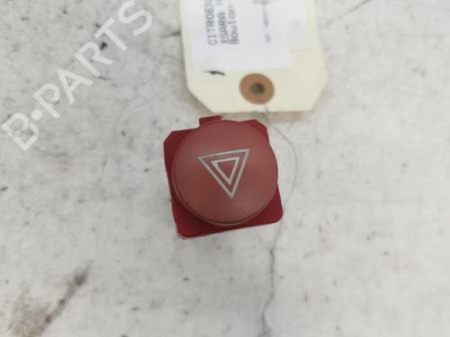 Used Warning switch Warning switch CITROËN XSARA (N1) 1.9 D (68 hp) 25842878 25842878