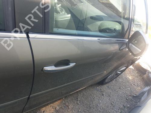 Used Right front door Right front door 37201723 37201723