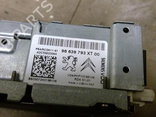 Used Radio CITROËN C2 (JM_) 1.4 HDi (68 hp) 22871515