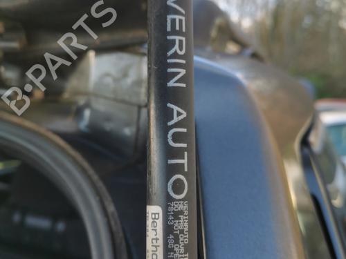 Tailgate lift support JEEP GRAND CHEROKEE II (WJ, WG) 2.7 CRD 4x4 | BP22876968C138 