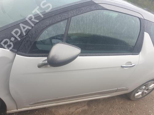 Used Left front door DS DS 3 (SA_) 1.6 BlueHDi 116 (SABHXM) (116 hp) 28614026