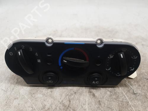 Used Climate control FORD FUSION (JU_) 1.4 TDCi (68 hp) 30750789