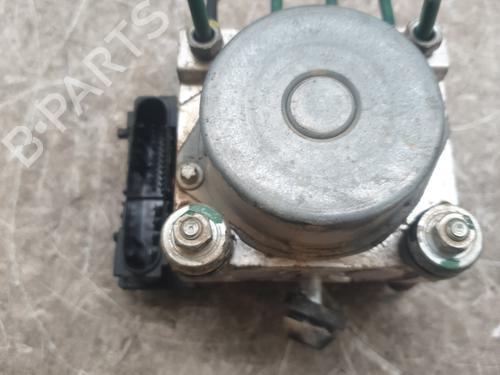 abs-pump-dacia-sandero-2008-32413121 main image