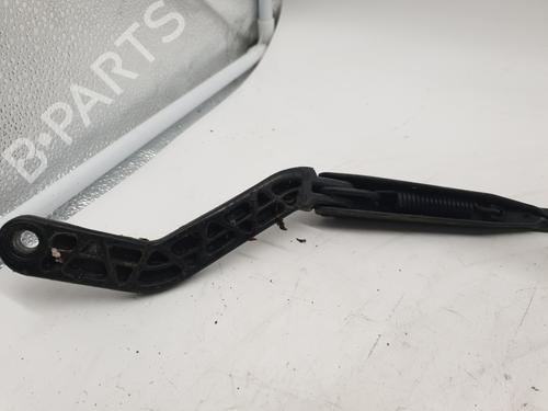 Front windshield wiper arm PEUGEOT 106 II (1A_, 1C_) 1.1 i | BP22883154C143