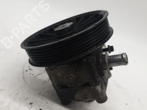 Used Steering pump VOLVO XC90 I (275) D5 AWD (185 hp) 22877371