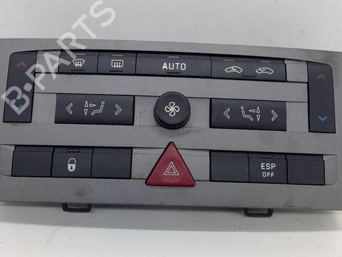Used Climate control Climate control PEUGEOT 407 (6D_) 2.0 HDi 135 (6DRHRH, 6DRHRE, 6DRHRG, 6DRHRJ) (136 hp) 24421290 24421290