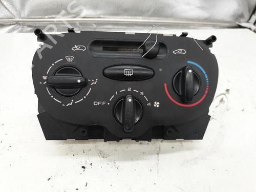 Used Climate control Climate control 38456669 38456669