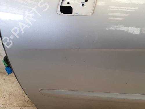 Used Left front door Left front door 22864989 22864989
