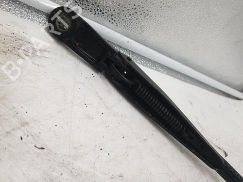 Front windshield wiper arm PEUGEOT 3008 I MPV (0U_) 2.0 HDi 150 / BlueHDi 150 | BP23832161C143 