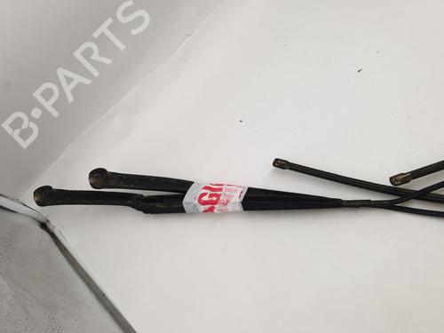 front-windshield-wiper-arm-fiat-tipo-saloon-356_-357_-2015-27685805 main image
