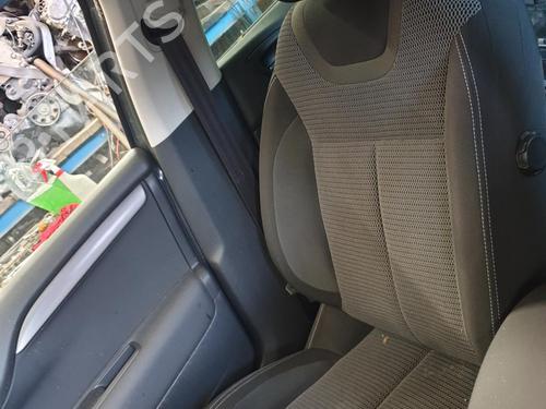 Used Right front seat CITROËN C4 II (NC_) 1.6 HDi 115 (114 hp) 30437885