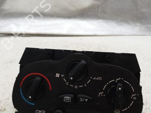 Used Climate control Climate control PEUGEOT 206 Hatchback (2A/C) 1.4 i (75 hp) 22874661 22874661