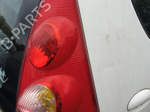 Right taillight PEUGEOT 107 (PM_, PN_) 1.4 HDi | BP25375410C35 