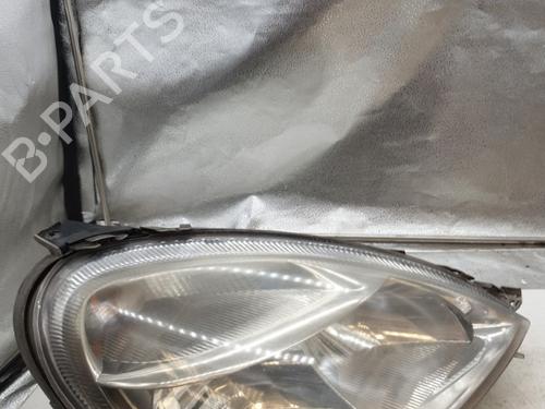 Right headlight MERCEDES-BENZ A-CLASS (W168) A 190 (168.032, 168.132) | BP22873953C29 