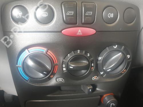 Used Climate control FIAT PUNTO (188_) 1.2 60 (188.030, .050, .130, .150, .230, .250) (60 hp) 29074348