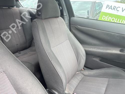 Used Left front seat Left front seat ALFA ROMEO 147 (937_) 1.9 JTD (937.AXD1A, 937.BXD1A, 937.AXV1A, 937.BXB1A,... (115 hp) 39972861 39972861