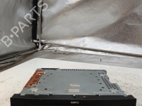 radio-peugeot-1007-km_-16-hdi-96643698xt-2005-22864442 main image