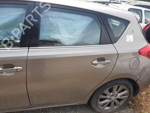 Used Left rear door Left rear door 37500988 37500988