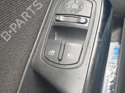 Used Left front window switch Left front window switch OPEL CORSA D (S07) 1.3 CDTI (L08, L68) (90 hp) 28131705 28131705