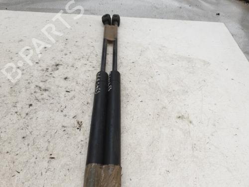 Tailgate lift support VW POLO III (6N1) 60 1.4 | BP22874312C138 