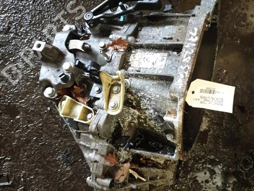 Getriebe für RENAULT SCÉNIC III (JZ0/1_) 1.6 dCi (JZ00, JZ12) (130 hp) 32229650