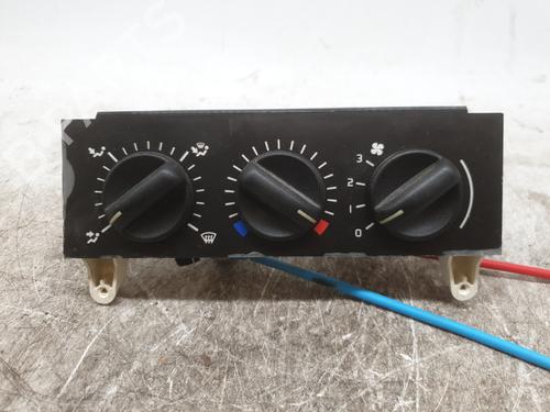 Used Climate control RENAULT CLIO I (B/C57_, 5/357_) 1.2 (5/357Y, 5/357K) (54 hp) 25834786