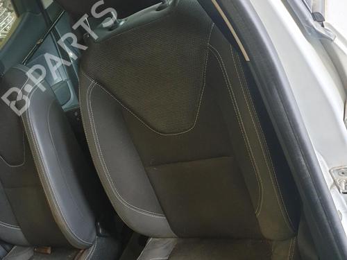 left-front-seat-renault-clio-iv-bh_-2012-2013-2014-2015-2016-2017-2018-2019-2020-2021-33113733 main image